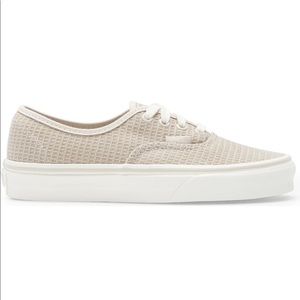 COPY - VANS Woven “Authentic Sneaker”